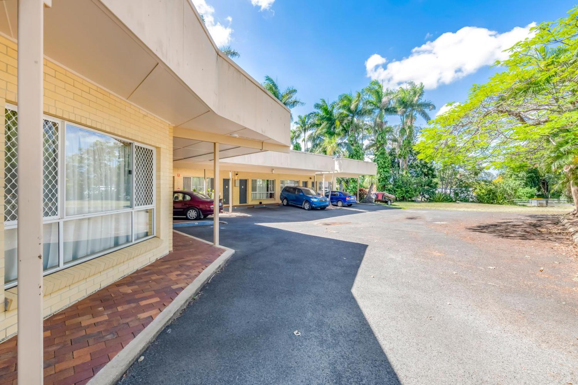 Bundaberg International Motor Inn Exterior photo