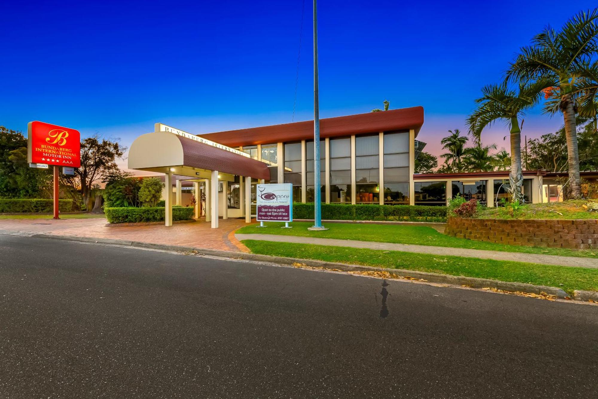 Bundaberg International Motor Inn Exterior photo