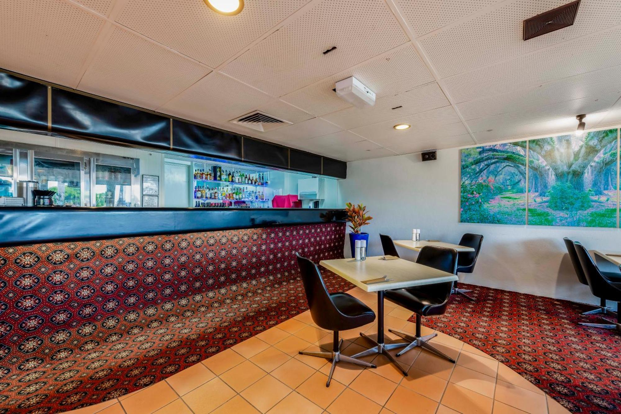 Bundaberg International Motor Inn Exterior photo